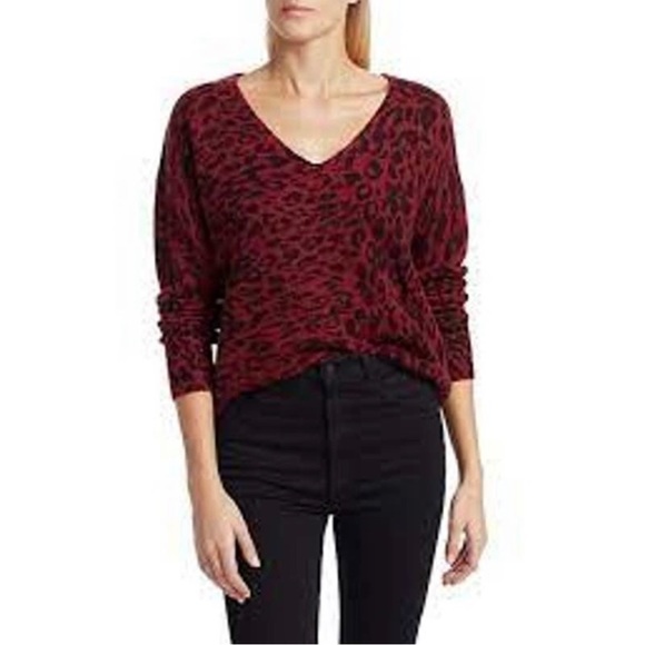 🥳HP🥳 Rails Gracie Red Leopard Print V-neck Sweater - Picture 1 of 10